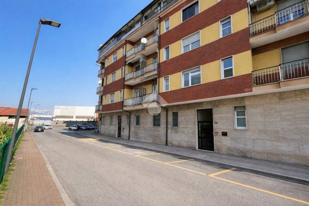 appartamento in vendita a Rivalta di Torino