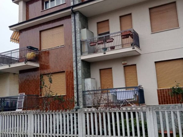 appartamento in vendita a Rivalta di Torino in zona Hella