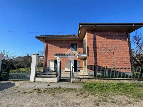 casa indipendente in vendita a Rivalta di Torino