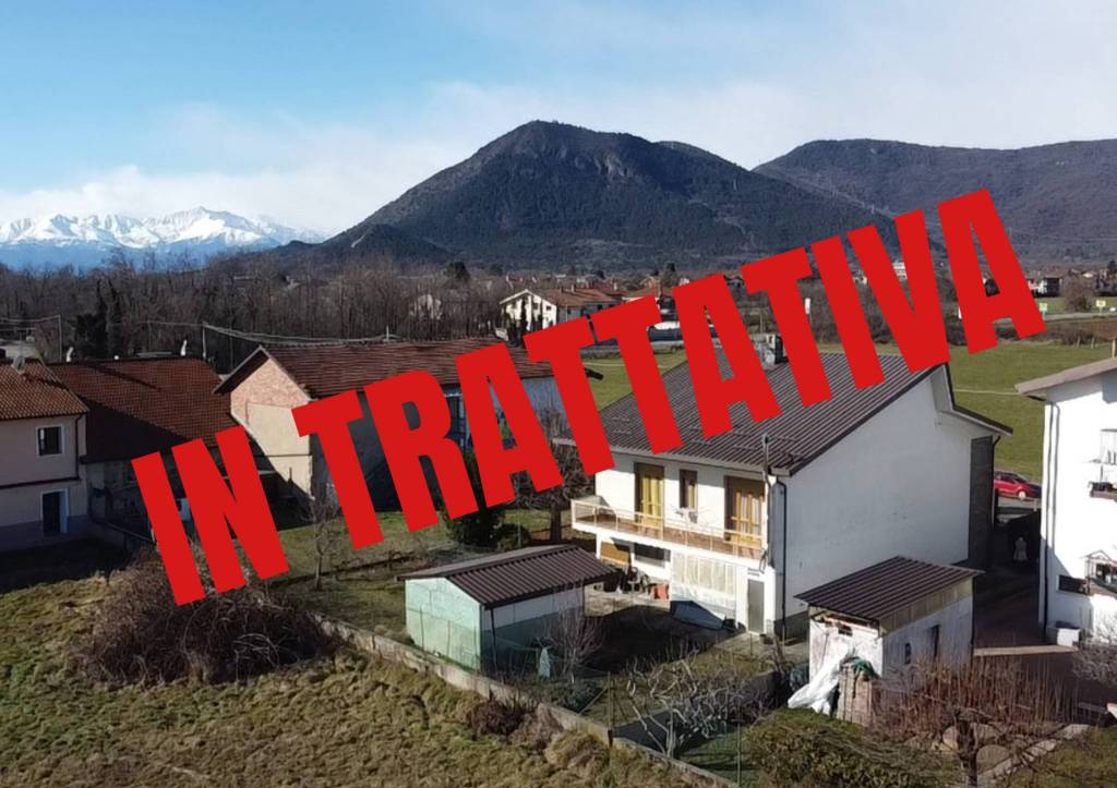 casa indipendente in vendita a Rivalta di Torino in zona Hella