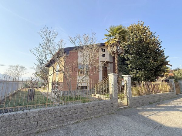 casa indipendente in vendita a Rivalta di Torino