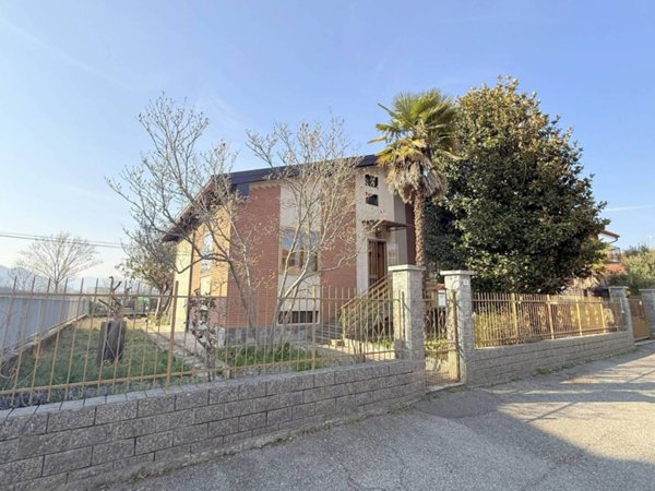 casa indipendente in vendita a Rivalta di Torino in zona Gerbole