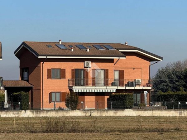 appartamento in vendita a Rivalta di Torino in zona Hella