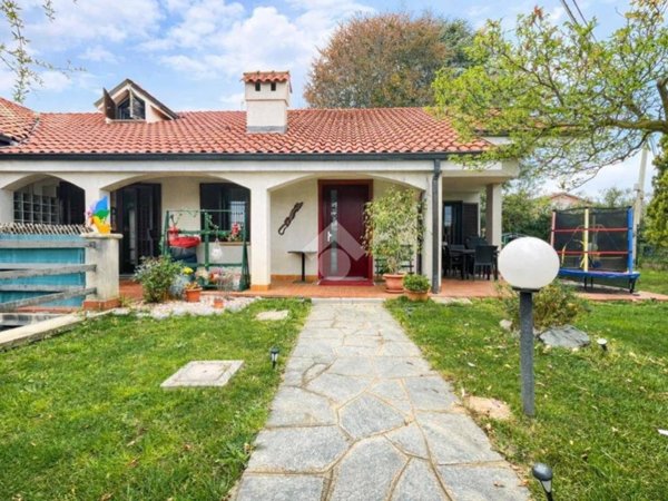 casa indipendente in vendita a Rivalta di Torino
