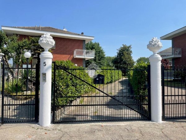 casa indipendente in vendita a Rivalta di Torino