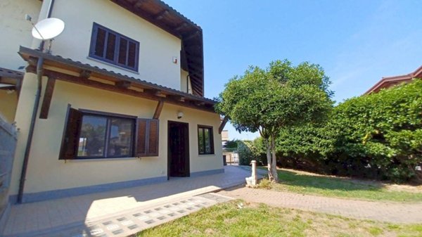 casa indipendente in vendita a Rivalta di Torino
