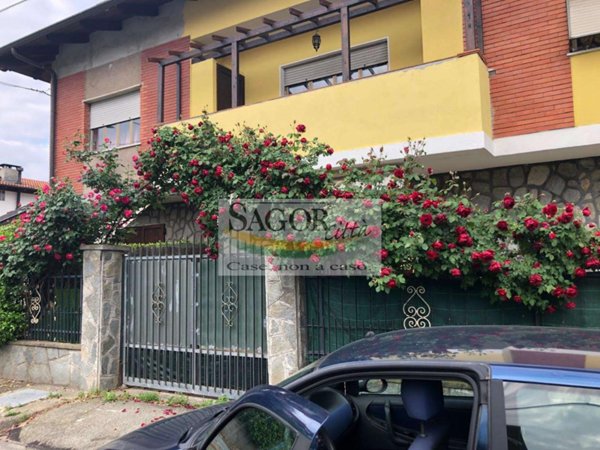 casa indipendente in vendita a Rivalta di Torino in zona Pasta
