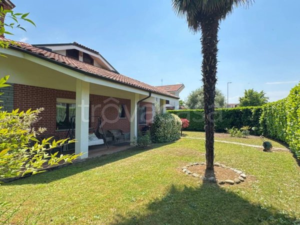 casa indipendente in vendita a Rivalta di Torino