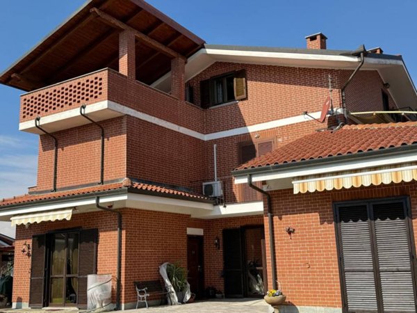 casa indipendente in vendita a Rivalta di Torino in zona Gerbole