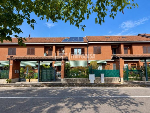 casa indipendente in vendita a Rivalta di Torino in zona Pasta
