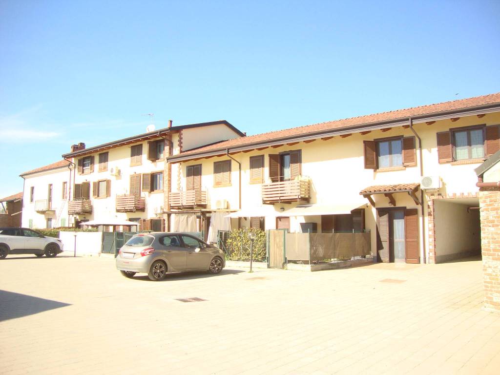 appartamento in vendita a Riva presso Chieri in zona San Giovanni