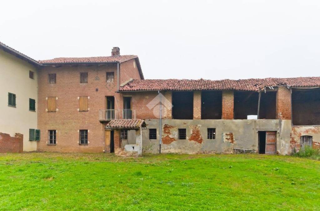 casa indipendente in vendita a Riva presso Chieri