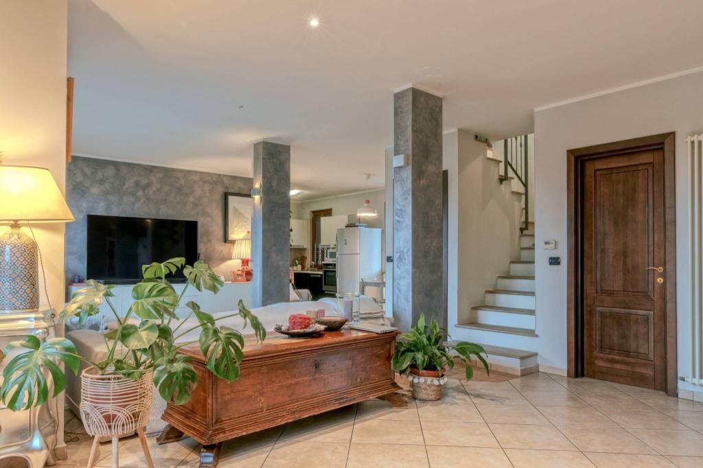 casa indipendente in vendita a Riva presso Chieri