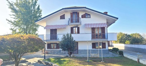 casa indipendente in vendita a Riva presso Chieri