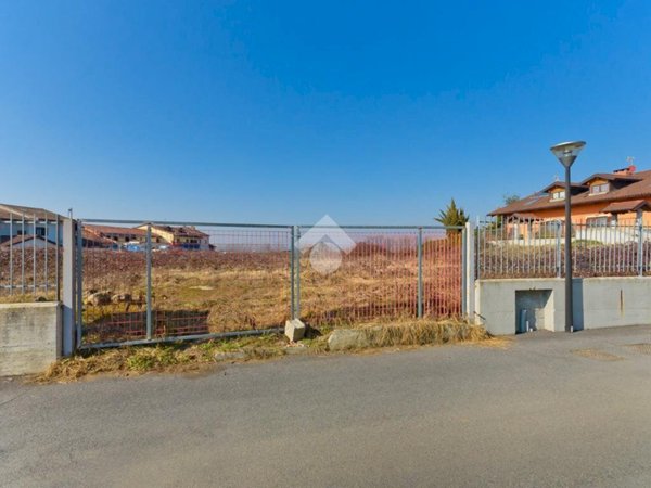 terreno edificabile in vendita a Riva presso Chieri in zona San Giovanni
