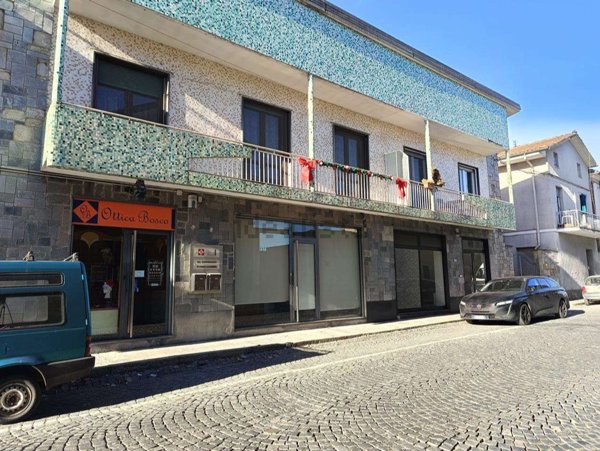 negozio in vendita a Riva presso Chieri
