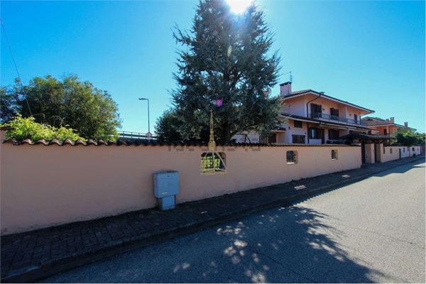 casa indipendente in vendita a Riva presso Chieri