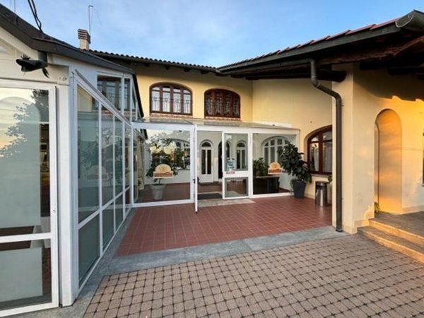 negozio in vendita a Riva presso Chieri