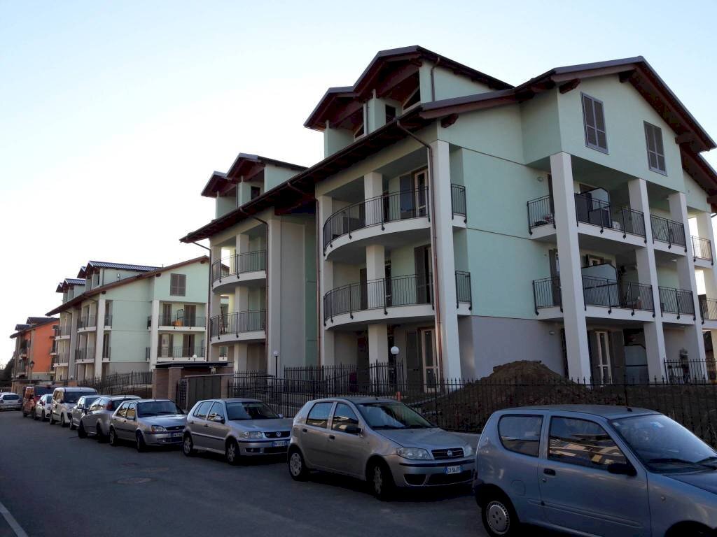 locale di sgombero in vendita a Riva presso Chieri