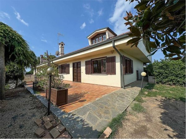 casa indipendente in vendita a Riva presso Chieri