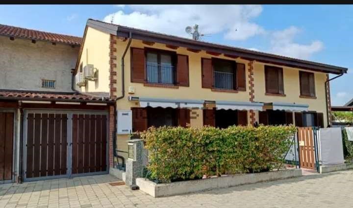 casa indipendente in vendita a Riva presso Chieri