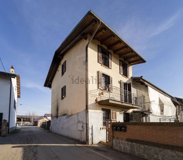 appartamento in vendita a Riva presso Chieri