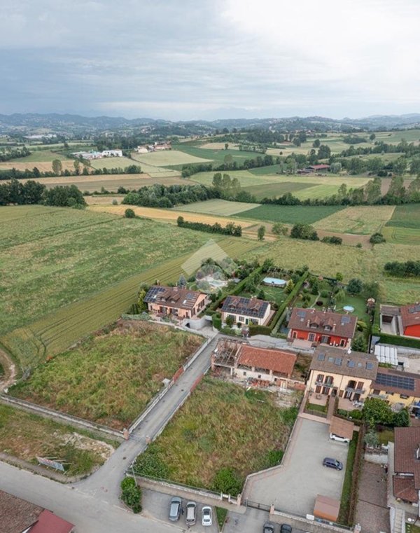 casa indipendente in vendita a Riva presso Chieri in zona San Giovanni
