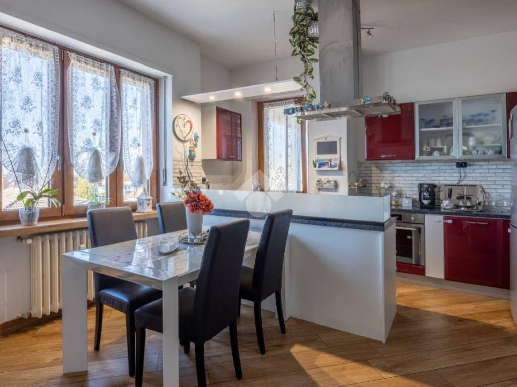 appartamento in vendita a Riva presso Chieri