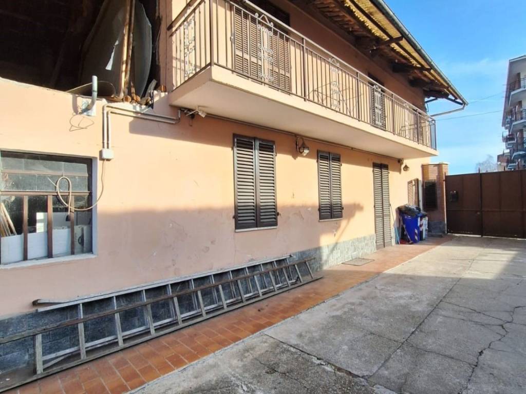 casa indipendente in vendita a Riva presso Chieri