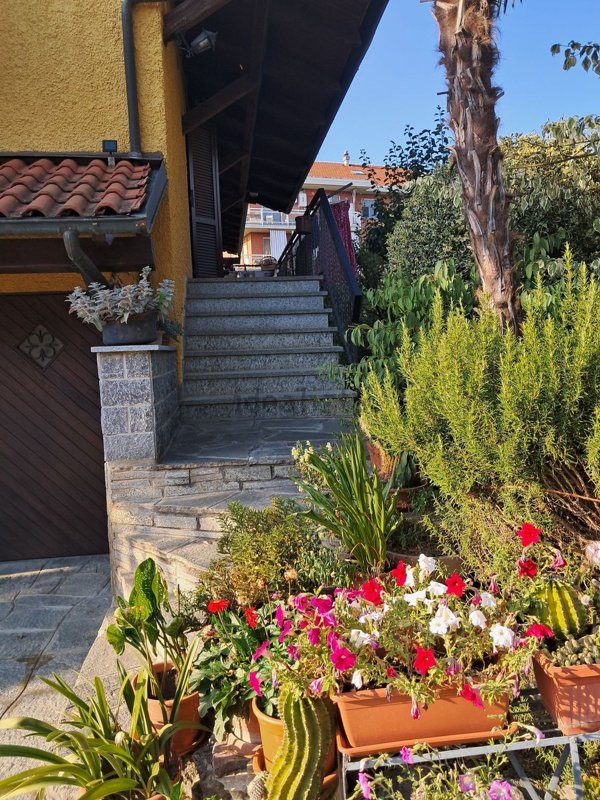 casa indipendente in vendita a Riva presso Chieri