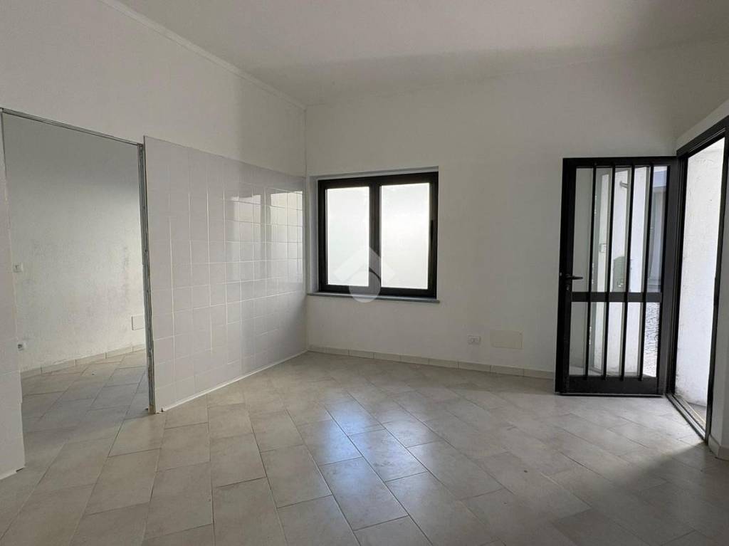 negozio in vendita a Riva presso Chieri