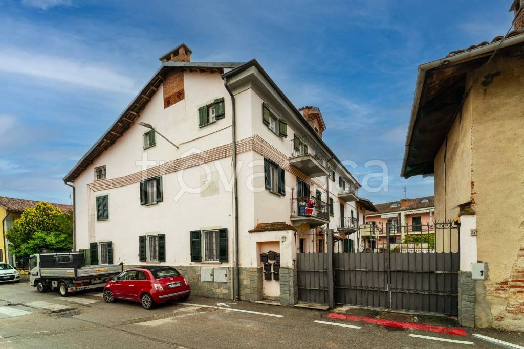 appartamento in vendita a Riva presso Chieri