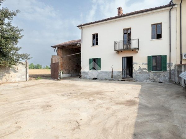 casa semindipendente in vendita a Riva presso Chieri in zona San Giovanni