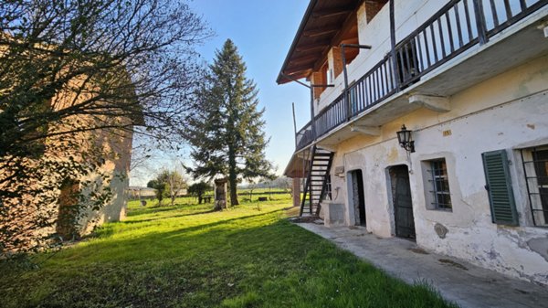 appartamento in vendita a Rivara