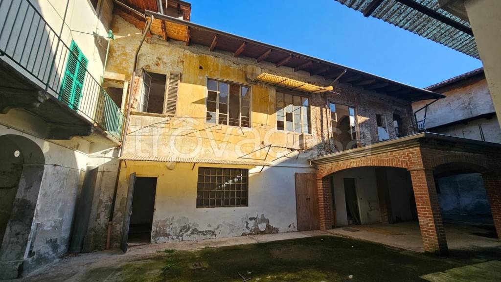 negozio in vendita a Rivara