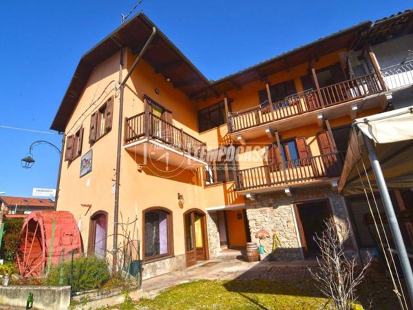 casa indipendente in vendita a Rivara