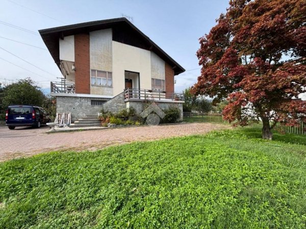 casa indipendente in vendita a Rivara