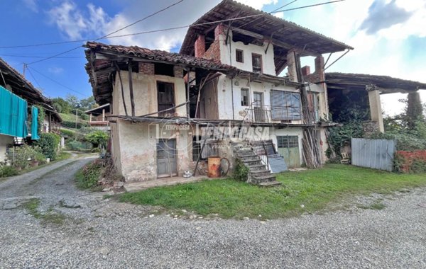 casa indipendente in vendita a Rivara