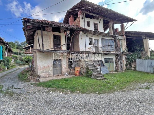 casa indipendente in vendita a Rivara