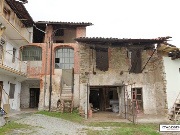 casa indipendente in vendita a Rivara