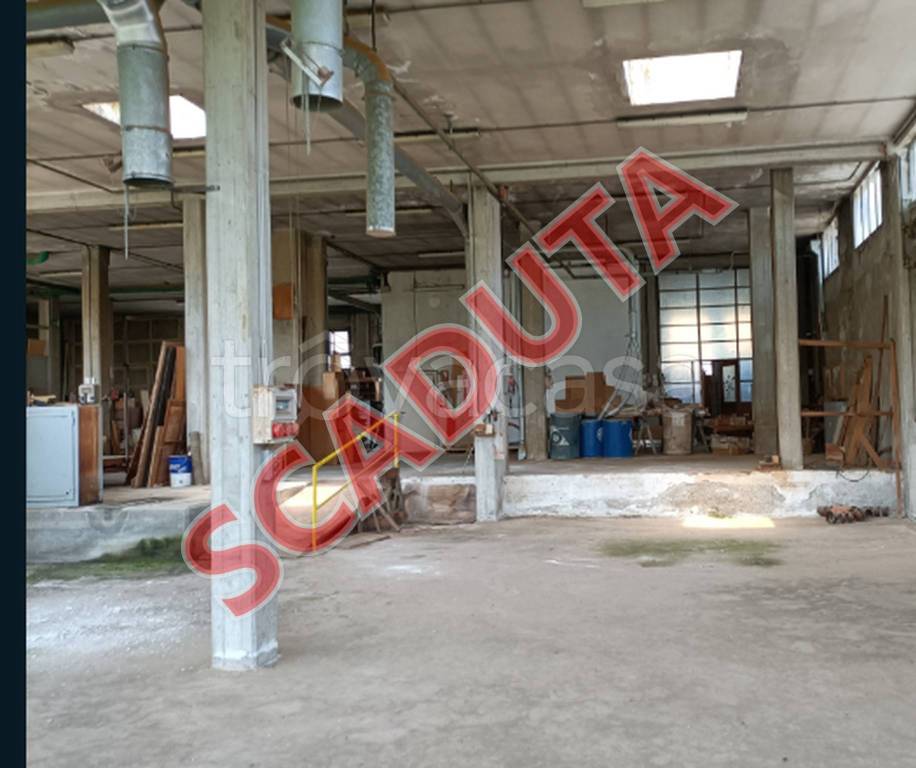 locale commerciale in vendita a Rivara