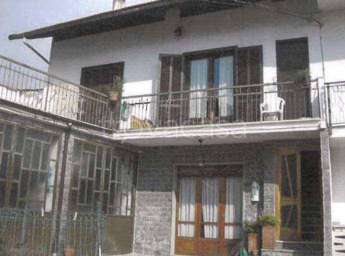 locale commerciale in vendita a Rivara