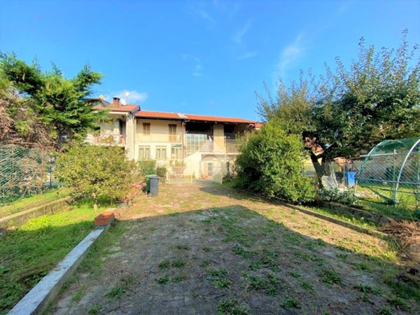 casa indipendente in vendita a Rivara