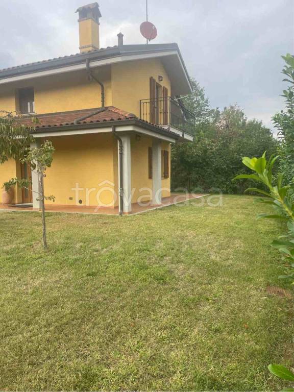 casa indipendente in vendita a Rivara