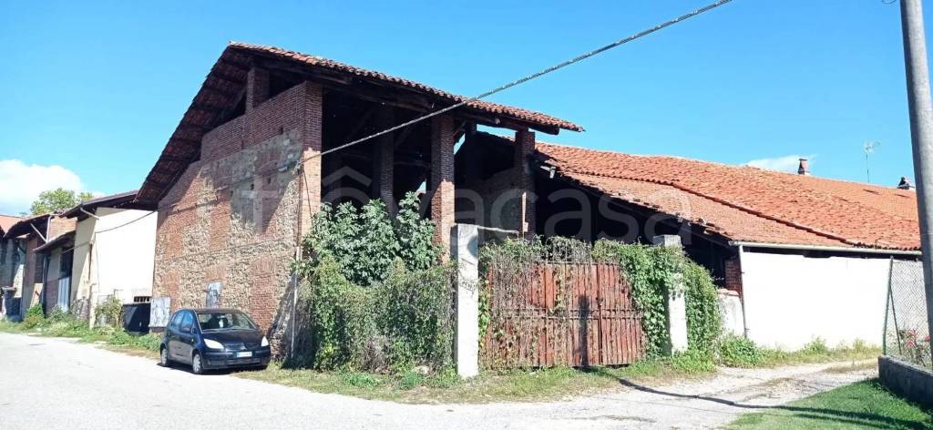 appartamento in vendita a Rivara
