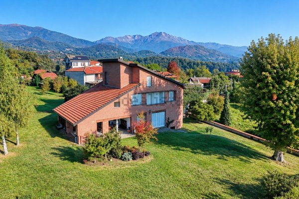 casa indipendente in vendita a Rivara