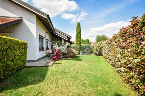 casa indipendente in vendita a Rivarolo Canavese