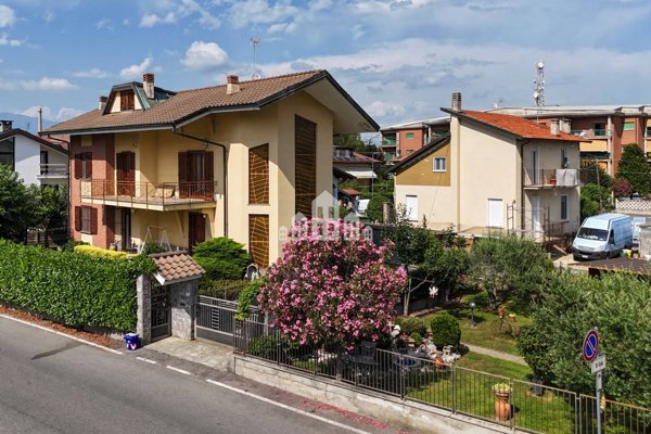 casa indipendente in vendita a Rivarolo Canavese