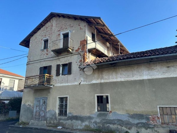 casa semindipendente in vendita a Rivarolo Canavese in zona Argentera