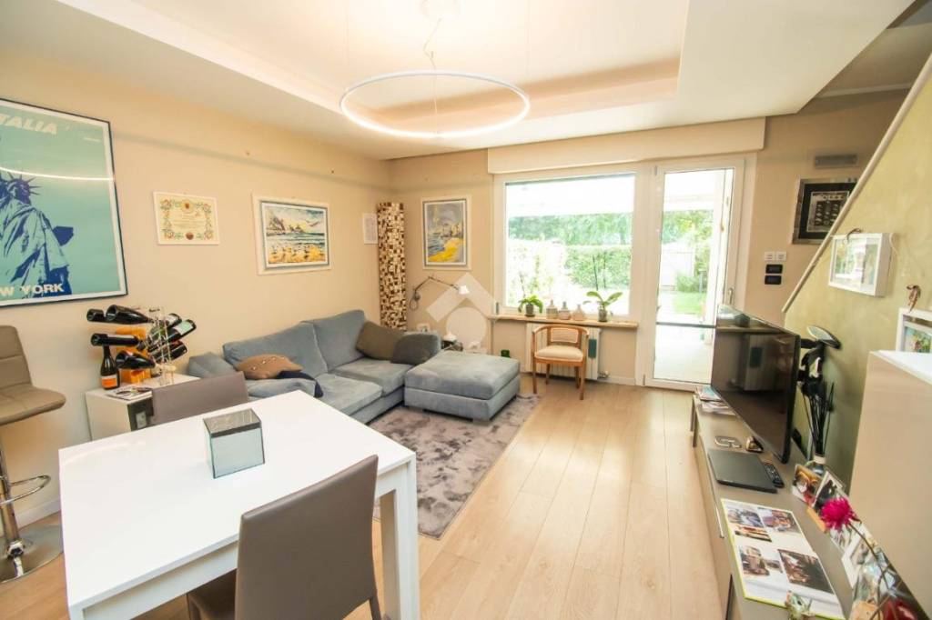 casa indipendente in vendita a Rivarolo Canavese